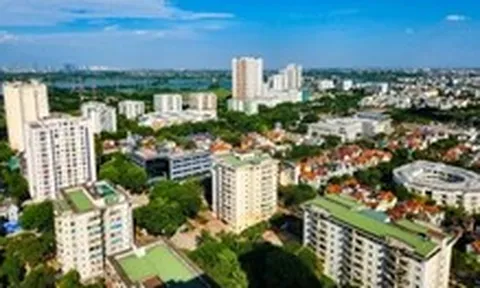 Nguồn cung chung cư tăng kỷ lục, trong khi giao dịch giảm mạnh do lãi vay quá cao