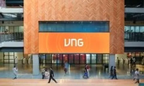 Cổ phiếu VNZ lên cao nhất gần 2 năm, PNJ vẫn giảm sàn