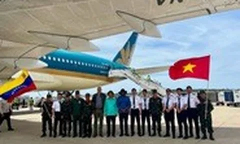 Chuyến bay đặc biệt tới Venezuela: Cuộc chạy đua chưa từng có với thời gian