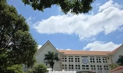 Kỷ luật cảnh cáo một bác sĩ bị tố ’vòi vĩnh’ người nhà bệnh nhân