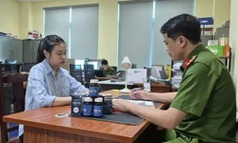 Khởi tố, cấm đi khỏi nơi cư trú với bà chủ Nguyễn Thị Tuyết Nga SN 1999