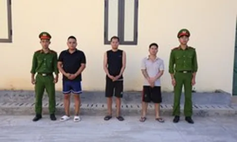 Các tổ công tác đồng loạt áp sát, bắt Nguyễn Văn Hải SN 1979 và 10 người khác trong một chuyên án lớn