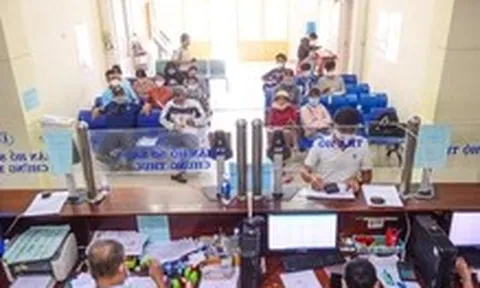 Tin tức sáng 11-7: Chính phủ quy định trường hợp xem xét miễn nhiệm viên chức quản lý