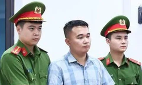 Vụ 147 điểm 10 môn Toán: Các bị can bị khởi tố về tội gì?