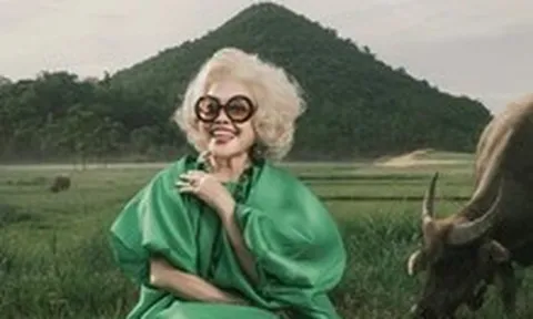 GS.TS Thái Kim Lan nói về bộ ảnh thời trang gây sốc: 'Chúng ta là những kẻ đi suốt địa cầu'