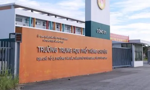 Khởi tố hiệu trưởng trường Chuyên Tuyên Quang và 6 người vụ 147 điểm 10 Toán