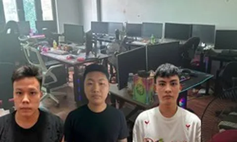 Ập vào kiểm tra căn nhà thuê, công an bắt giữ khẩn cấp Nguyễn Ngọc Anh SN 2002 và 8 người