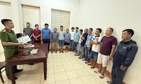 Khám xét nhiều địa điểm trải dọc 3 tỉnh thành, bắt Võ Văn Toàn 30 tuổi và 24 người liên quan 200 tỷ đồng