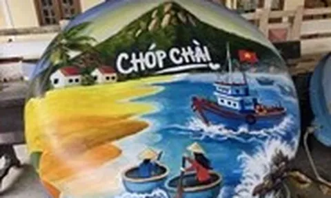 Thổi hồn vào thuyền thúng, thêm điểm check-in đón lễ hội cầu ngư