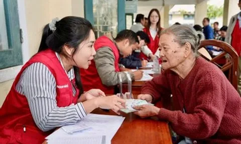 Tăng lương chưa thể tạo đột phá về thu nhập