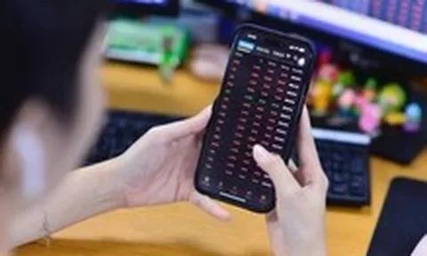 Chứng khoán 22-7: Thị trường đang phát tín hiệu tích cực dù giảm điểm?