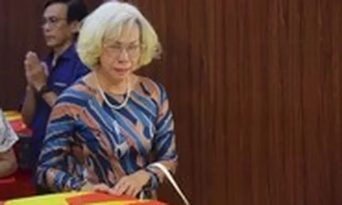 Xúc động hành trình gọi tên những anh hùng đã hóa thành Tổ quốc