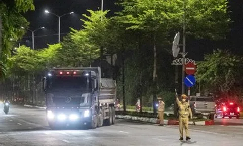 Tài xế ở Hà Nội thú nhận ‘chạy đêm khuya vì nghĩ lực lượng CSGT đã đi ngủ’
