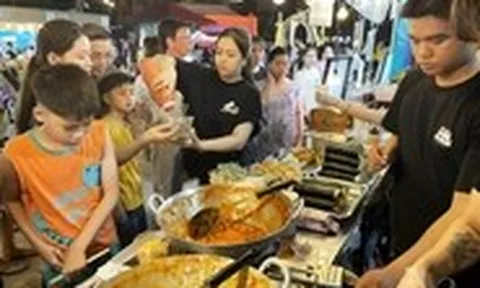 Chưa phát hiện 'chặt chém' tại chợ đêm Sơn Trà Đà Nẵng như phản ánh trên mạng
