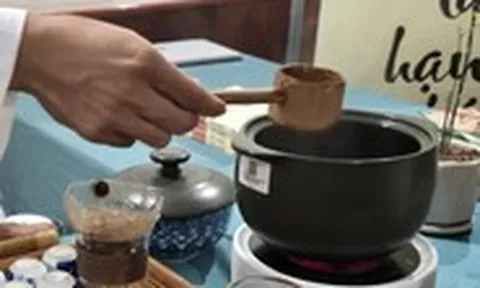 Tái hiện tiệc trà ngoại giao cấp cao trong Ngày hội Văn hóa trà Việt Nam