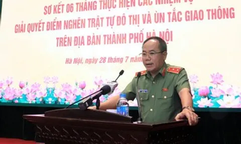 Giám đốc Công an Hà Nội: Không để vỉa hè vừa chỉnh trang đã bị đào xới, xuống cấp