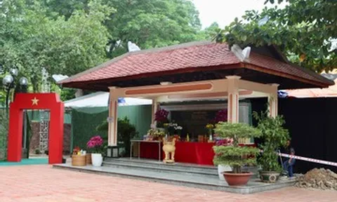 Di dời nhà bia tưởng niệm để tìm kiếm hài cốt liệt sĩ tại công viên Lê Thị Riêng