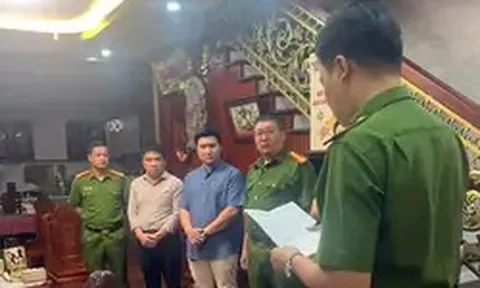Vụ buôn lậu thủy sản trị giá 1.000 tỷ: Khởi tố Chi cục trưởng Chăn nuôi và Thú y vùng I