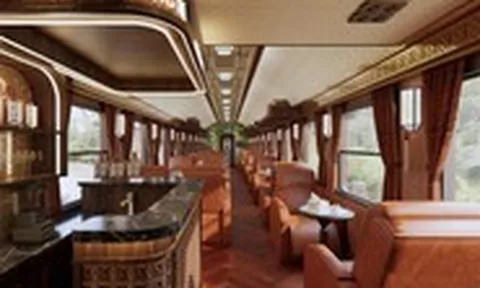 Có gì trên chuyến tàu du lịch Huế - Phong Nha?