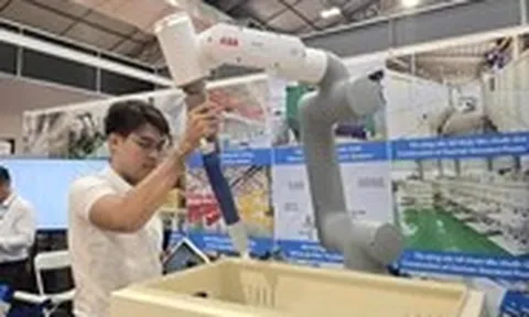 Đến EMA Vietnam 2026 xem robot nhả sơn, giải bài toán năng suất và xanh hóa sản phẩm