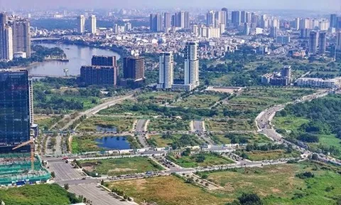 Nắm hơn 8 tỉ USD 'tiền cọc', các doanh nghiệp bất động sản có gặp áp lực?