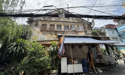 Cảnh nhếch nhác trong khu tập thể hơn nửa thế kỷ ở Hà Nội sắp 'thay áo mới'