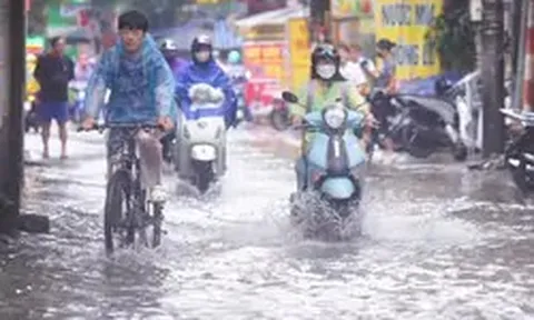Hà Nội mưa lớn từ chiều tối nay, có thể trên 100mm, nguy cơ ngập úng cục bộ