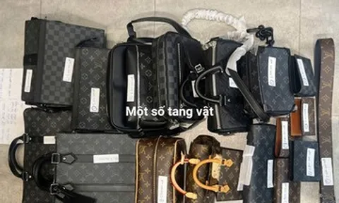 Hà Nội: Từ cửa hàng bán túi giả nhãn hiệu Louis Vuitton, Gucci, lộ xưởng gia công