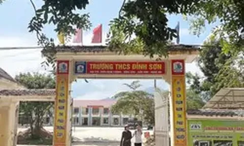 Một hiệu trưởng ở Nghệ An bị khởi tố vì liên quan đường dây cá độ bóng đá
