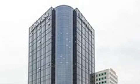 Eurowindow liên quan thế nào tới cả VPBank, Techcombank?
