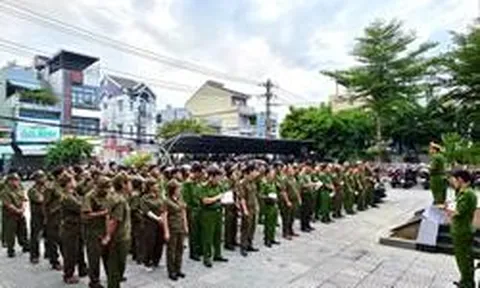 Công an đồng loạt kiểm tra 293 căn hộ tại một khu chung cư lúc rạng sáng