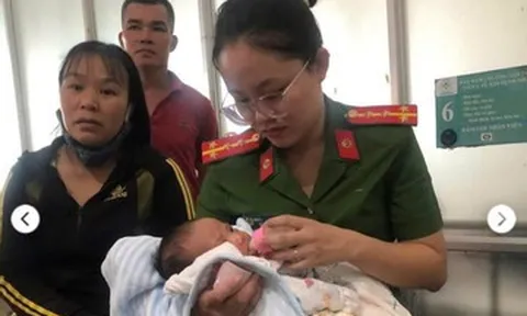 Người nhặt phế liệu bất ngờ thấy bé gái 2 tháng tuổi trong giỏ nhựa ven đường
