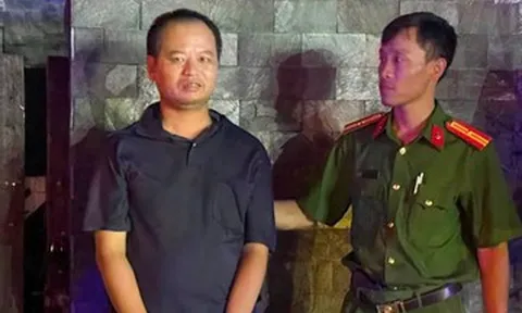 Cảnh sát vây bắt nghi phạm liên quan vụ giết người đang chạy trốn trên quốc lộ