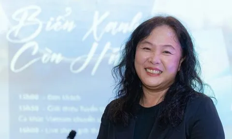 Nghệ sĩ piano Trà Thanh truyền cảm hứng cho học trò qua album, tập thơ và sách nhạc
