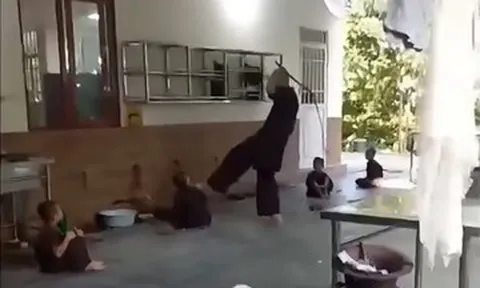 Điều tra vụ người đàn ông mặc áo nâu cầm roi đánh trẻ tại chùa Bầu