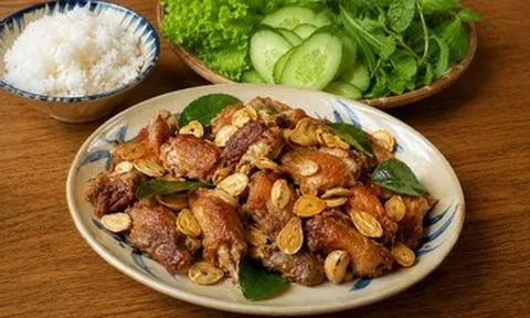 Cách làm thịt vịt cháy tỏi ngon, chuẩn vị quán chỉ với vài bước đơn giản