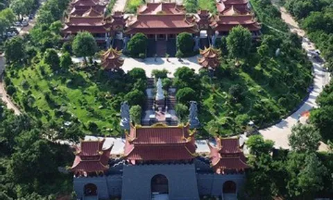 Trụ trì chùa Bầu tiết lộ về người nghi cầm roi đánh dã man cháu nhỏ ở Phú Thọ