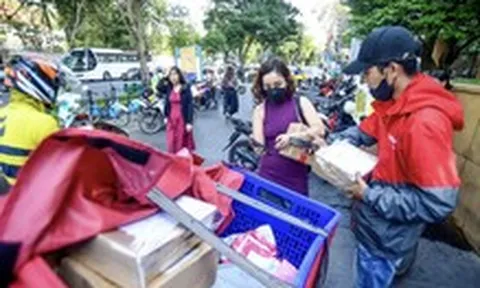 Thương mại điện tử Việt Nam tăng trưởng chậm lại, người tiêu dùng nhạy cảm hơn với giá