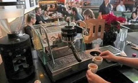 Gen Z: Cơ hội để ngành cà phê làm mới mình