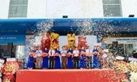 Co.opmart miền trung đồng loạt 'khoác áo mới'