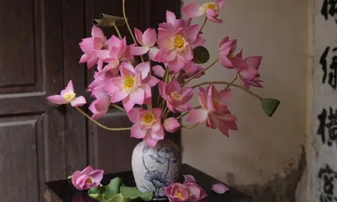 Chi 10 triệu đồng làm bánh Trung thu đẹp như bình hoa thật