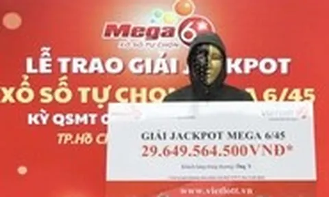 Mua vé từ người bán dạo, cựu quân nhân ở TP.HCM trúng Vietlott 29,6 tỉ đồng