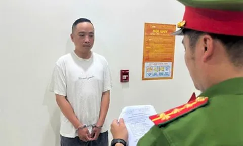 Lợi dụng lúc giao ca, nam nhân viên casino trộm 120.000 USD