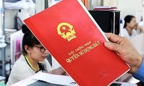 Chính phủ yêu cầu đơn giản thủ tục cấp giấy chứng nhận quyền sử dụng đất
