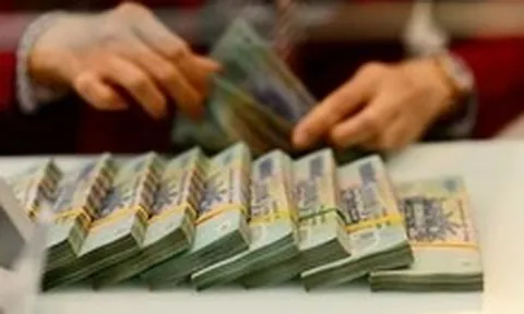 Hé lộ thu nhập nhân viên ngân hàng nửa đầu năm: Có nơi hơn 62 triệu đồng/tháng