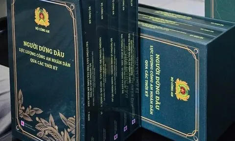 Ra mắt bộ sách về người đứng đầu lực lượng Công an nhân dân qua các thời kỳ