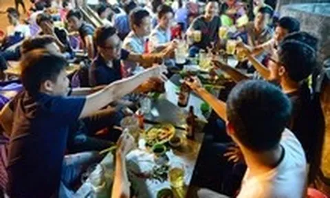 Ngành bia rượu hồi phục nhờ nắng nóng, hàng loạt doanh nghiệp tăng lợi nhuận