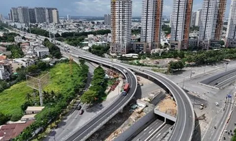 Nút giao An Phú thông thêm nhánh cầu, luồng xe ra vào Cát Lái thoát cảnh ùn tắc