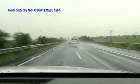Clip CSGT lái mẫu, chỉ cách ‘chuyển làn, vượt xe’ trên cao tốc