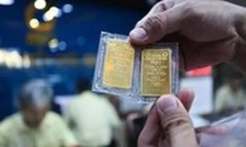 Giá vàng thế giới tăng không ngừng, vượt xa 4.600 USD/ounce